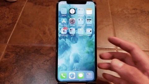 You Don't Have to Swipe to Switch Between Home Screen Pages on Your iPhone